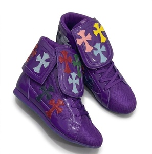 Zapatillas de Boxeo Negras de Marca Personalizada de Pakistán con Parches Cruzados Coloridos, Malla Transpirable con Cierre de Velcro y Agarre para Todo Clima - Product Image 4