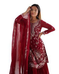 Ropa de mujer y Niña estilo Anarkali Color rojo Multi secuencia y bordado trabajo cuello redondo tela de diseñador con tamaño disponible - Product Image 1