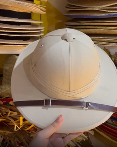 Sombrero de Paja Unisex Elegante de Verano con Hoja de Bambú y Cinta, Personalizable, Liso, para Todas las Edades, Estilo Vietnamita, para Viajes y Competición - Product Image 1