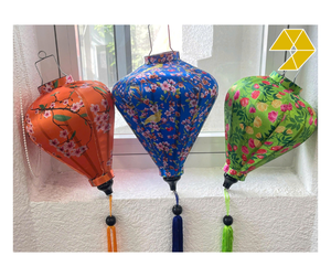 Garlic Shape Silk Lantern Hoi An Silk Lantern with Bird & Flora <b>Pattern</b> Waterproof Hanging Decor Vietnam Hoi An Silk Lantern - Product Image 1