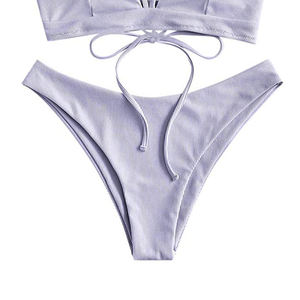 Ensemble de bikini sexy pour femmes avec logo personnalisé sur le devant, maillot de bain respirant et léger pour filles, soutiens-gorge élégants fabriqués au Pakistan - Product Image 6