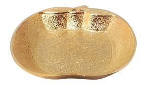 Elegant Gold Finished Leaf Shaped Decorative Tray Handcrafted Metal Serving Display Platter for Home Coffee <b>Table</b> Dinner - Product Image 4