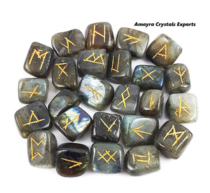 Ensemble de runes en labradorite naturelle spirituelle, ensembles de runes en pierres précieuses, cristaux naturels, achat en gros chez Amayra Crystals Exports India - Product Image 6