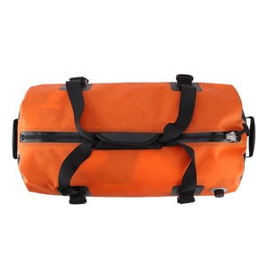 Accessoires d'équipement sportif, logo personnalisé, sacs de sport classiques et durables en PVC de 30 à 40 L pour les équipes de hockey sur glace - Product Image 4