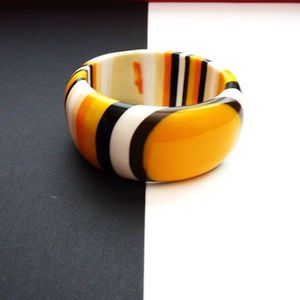 Pulsera de Resina con Forma Irregular, Artística y Colorida, Joyería de Moda, Decoración Coleccionable - Product Image 4