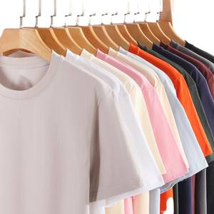 เสื้อยืดคอกลมทรงตรง ผ้าคอตตอนหนา 230 กรัม แบบยูนิเซ็กซ์ ปักโลโก้ตามสั่ง ผลิตในจีน ราคาโรงงานบังกลาเทศ รับผลิตแบบ OEM - Product Image 1