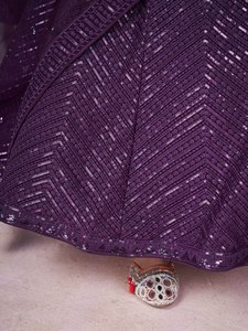 Lehenga Choli con Lentejuelas Moradas Bordadas, Dupatta de Georgette, Cintura Natural, Secado Rápido, Traje Tradicional para Bodas y Fiestas para Mujer - Product Image 5