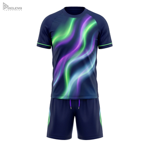Kit de football unisexe OEM entièrement sublimé 100% polyester, col ras du cou, manches raglan, motif Ondes du Nord, uniforme de football, short bleu marine uni - Product Image 1