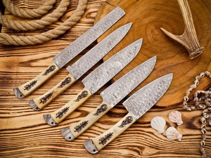 Juego de Cuchillos de Chef de Acero de Damasco Forjado a Mano, Mango de Hueso, Estilo Tradicional, Hoja de 6-7.9 Pulgadas, Ambidiestros, Acabado Satinado - Product Image 4