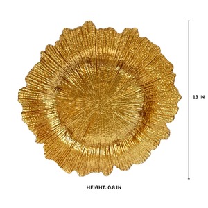Assiette de service en métal doré de luxe, forme florale, idéale pour recevoir les invités lors de fêtes et de rassemblements, fabriquée à la main en Inde - Product Image 3