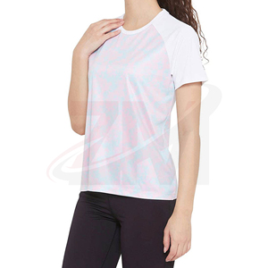 เสื้อยืดลายกราฟิก เสื้อผ้าลำลองน้ำหนักเบาสำหรับสตรีทแวร์และการเดินทาง เสื้อยืดพิมพ์ลายสำหรับผู้หญิง พรีเมียม - Product Image 4