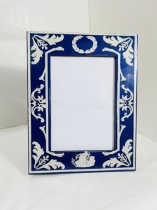 Boîte de rangement pour bijoux en émail faite à la main de qualité export avec finition de luxe pour objets de collection et emballage cadeau à vendre - Product Image 4