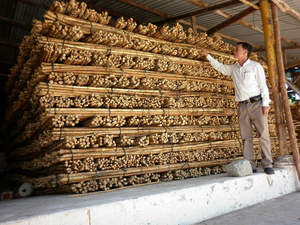 Rotin brut de première qualité, matériau de qualité supérieure pour meubles, poteau en rotin, produit agricole - pour la fabrication de meubles, marque EUTECH, Vietnam - Product Image 2