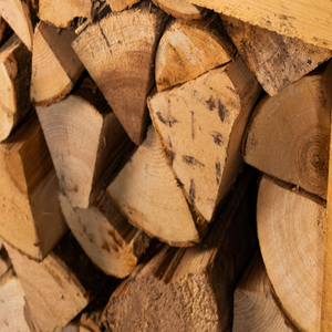 Leña Seca al Horno, Leña de Roble/Haya/Arce/Abeto/Abedul/Carpe para Calentar Estufas y Chimeneas - Product Image 1