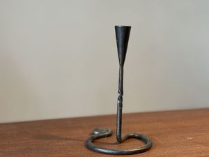 Iron <b>Candlestick</b> Holder With Spiral Design <b>Black</b> Metal Candle Holder For Home Decoration Heat Resistant - Product Image 2