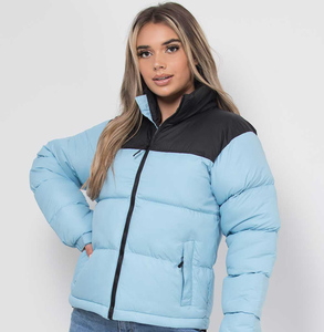 Chaqueta de invierno acolchada premium para mujer, ropa informal personalizada para exteriores, a prueba de viento, con cierre de cremallera y bolsillos laterales, abrigo para mujer - Product Image 1