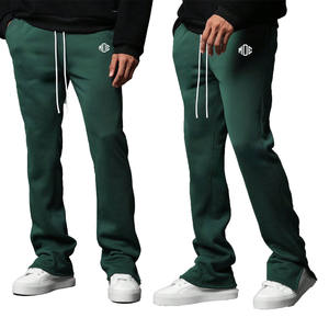 Pantalon de jogging en molleton rayé pour homme, coupe droite ou ajustée, personnalisable avec logo, idéal pour l'entraînement hivernal – Vente en gros - Product Image 1