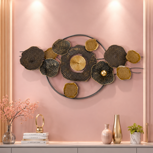 Décoration murale en métal abstraite florale de luxe, œuvre d'art botanique sculpturale avec accents dorés et charbon pour les intérieurs modernes - Product Image 1