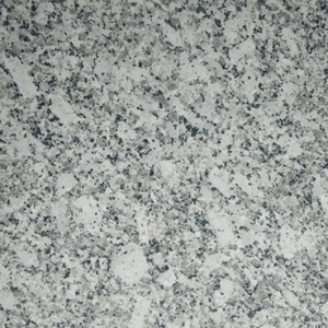 Offre Spéciale : Dalles de granit vert Devra en pierre naturelle pour comptoirs de cuisine, dessus de vanité de salle de bain, revêtements de sol et murs – Disponible à la vente - Product Image 3