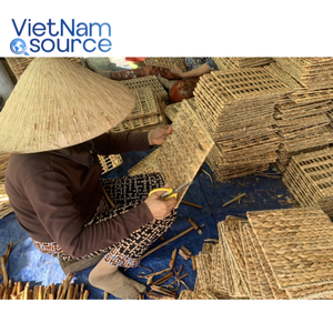 Sacs à main modernes en jacinthe d'eau, artisanat écologique avec fermeture à cordon, taille et couleur personnalisables - Tendance mode du Vietnam - Product Image 4