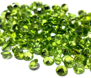 Pierres précieuses vertes naturelles de péridot, taille brillante, polies, certifiées par un tiers, 5 mm, 0,1-1 carat, en vrac, taille personnalisée, pierres non montées - Product Image 4