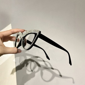 Women's Diamond-Encrusted Cat-Eye <b>Sunglasses</b> with UV400 Protection Lightweight & Comfortable Design - Product Image 5