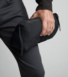 Chaqueta de Plumón Personalizada para Hombre, Etiqueta Negra, con Capucha y Cuello Alto, Diseño Nuevo, Técnica de Sublimación, Color Rojo - Product Image 6