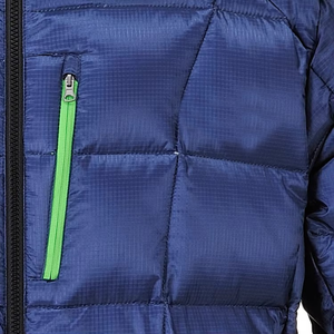 Veste matelassée à capuche bleue pour homme avec doublure verte, coupe-vent, hiver, décontractée, logo sur le devant, rembourrage en polyester, fermeture éclair - Product Image 2