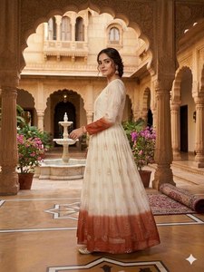 Ensemble de Robe Longue Anarkali en Georgette Brodé Prêt-à-Porter pour Femme avec Dupatta, Tenue de Soirée Indienne pour Mariages et Autres Occasions – Vente en Gros - Product Image 4