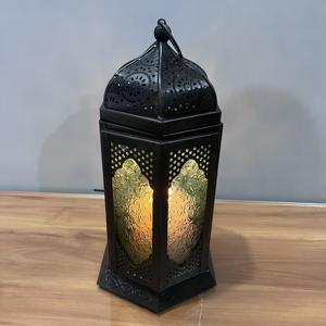 Farol de Hierro de Diseño Artesanal Estilo Marroquí con Panel de Vidrio Decorativo, Decoración Vintage para Mesa - Product Image 1