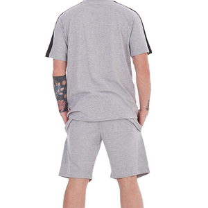Ensemble estival élégant pour homme, haut et short assortis, tissu respirant et doux, coupe décontractée, idéal pour les voyages par temps chaud, la plage et les entraînements. - Product Image 2