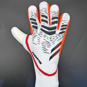 Guantes Deportivos WEMBLY SPORTS FA-7577 Profesionales Transpirables de Cuero con Cierre Ajustable, Antideslizantes e Impermeables para Porteros - Product Image 5
