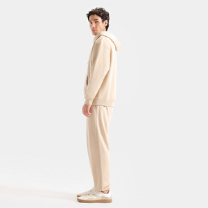 Conjunto Deportivo de Sudadera con Capucha de Algodón Beige para Hombre, Corte Holgado, Diseño con Letras Estampadas por Transferencia Térmica, Ropa Casual de Otoño - Product Image 3