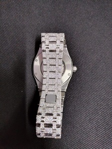 Montre de luxe édition limitée Hip Hop Moissanite avec mouvement automatique, cadran en cristal, bracelet en acier inoxydable 20 mm, 39 mm, unisexe, personnalisable - Product Image 6