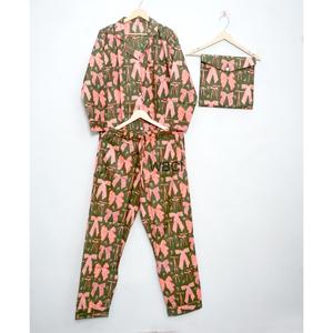 Ensemble de pyjama 2 pièces pour femme, fabriqué en Inde, en coton 100% écoresponsable, à séchage rapide, avec taille élastique, manches longues, motif artisanal en blocs de bois - Product Image 4