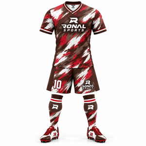 Maillots de football respirants, durables et à séchage rapide |   Uniforme de football 100% personnalisé imprimé numériquement en promotion 2026 - Product Image 1