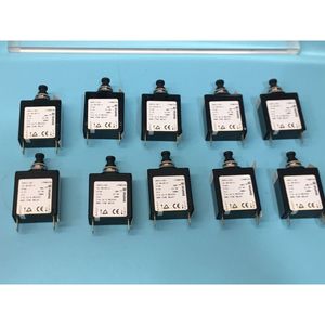 เบรกเกอร์วงจร 10 ตัว รุ่น Airpax CPP11-52-12.5A-OC-V, LAM - อุปกรณ์และอะไหล่เซมิคอนดักเตอร์ระดับโลกที่เชื่อถือได้ - Product Image 1