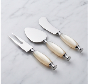 Juego de 3 cuchillos para queso con hoja de acero inoxidable y mango de resina perlada, espátula para servir queso para uso en la cocina. - Product Image 3