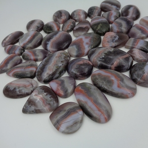 Aigue-marine grise naturelle en forme irrégulière avec jeu de couleurs, pierre précieuse en vrac pour la fabrication de bijoux Chakralume, origine Rajasthan - Product Image 3