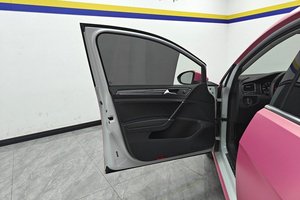 <span class=keywords><strong>Volkswagen</strong></span> <span class=keywords><strong>Golf</strong></span> 7 <span class=keywords><strong>2020</strong></span> 1.4TSI 280TSI Edizione Beloved Luxury Automatica a Benzina Prodotta in Cina (Auto Usata) - Product Image 4