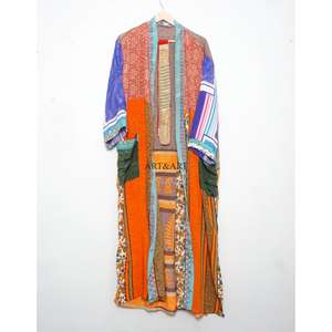 Kimono de Seda Multicolor, Tela de Sari Cosida a Mano, Ropa de Salón para Festivales, Vestido de Sari Indio Reciclado, Hermoso Kimono - Product Image 1