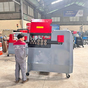 Cintreuse automatique CNC pour barres d'armature en acier inoxydable avec moteur central et composants PLC, capable de cintrer vers le haut et vers le bas - Product Image 2