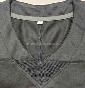 Maillots de football personnalisés légers pour hommes et femmes, 100% polyester, couleurs personnalisées, logo, kits d'équipe élégants disponibles en ligne pour - Product Image 5