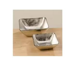 Tazón de metal de estilo clásico para servir helado, postres, en cafeterías y restaurantes - Product Image 2