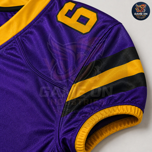 Uniforme de Fútbol Americano Personalizado en Oro Púrpura, Pantalones y Camiseta para Equipo Deportivo, Ropa Deportiva para Entrenamiento, Juego y Competencia Profesional - Product Image 6