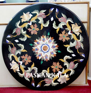 Hermoso trabajo de incrustaciones de flores únicas de mármol blanco hecho a mano y uso superior de mesa de centro de forma redonda para la decoración del hogar y del Hotel - Product Image 4