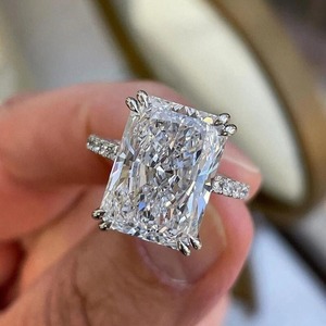 Anillo de Compromiso de Plata de Ley con Baño de Rodio y Moissanita de Corte Radiante, con Doble Halo y Diseño Emocional, Anillo de Aniversario - Product Image 4