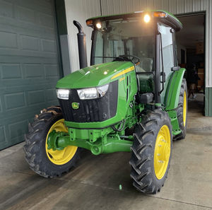 Precio de Fábrica: Tractor de Ruedas John Deere 5060E con Motor Briggs & Stratton de 210HP, Bomba de Caja de Cambios y Componentes Principales - Listo para Enviar - Product Image 1