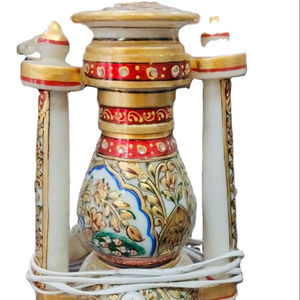 Lámpara de Mesa de Mármol Indio Hecha a Mano de Primera Calidad con Incrustaciones de Hojas Florales, Iluminación Elegante para Sala de Estar, Disponible para la Venta - Product Image 1