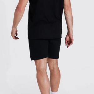 ชุดเซ็ตเสื้อยืดและกางเกงขาสั้นลายพิมพ์ทั้งตัวสำหรับผู้ชาย แบบซับลิเมชั่นเต็มตัว งานศิลปะสั่งทำพิเศษ สีไม่ซีดจาง ป้ายสีตามสั่ง ชุดเซ็ตสำหรับผู้ชาย - Product Image 5